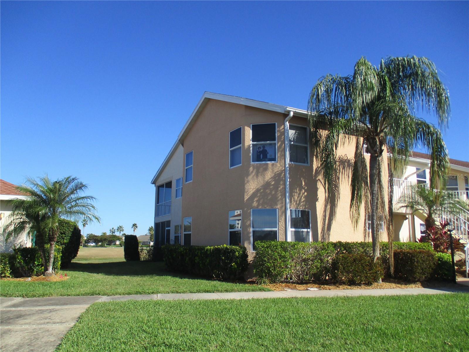 1620 Fairway Trce #a Property Photo 3