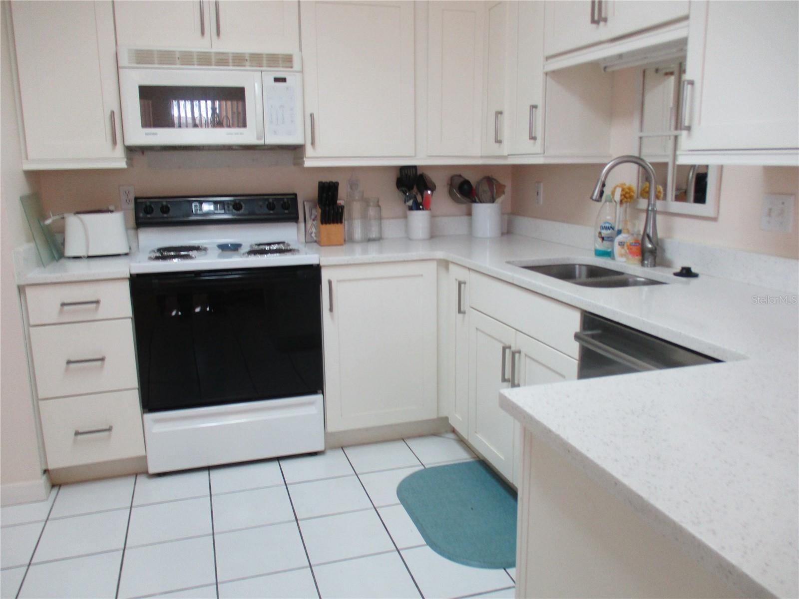 1620 Fairway Trce #a Property Photo 5