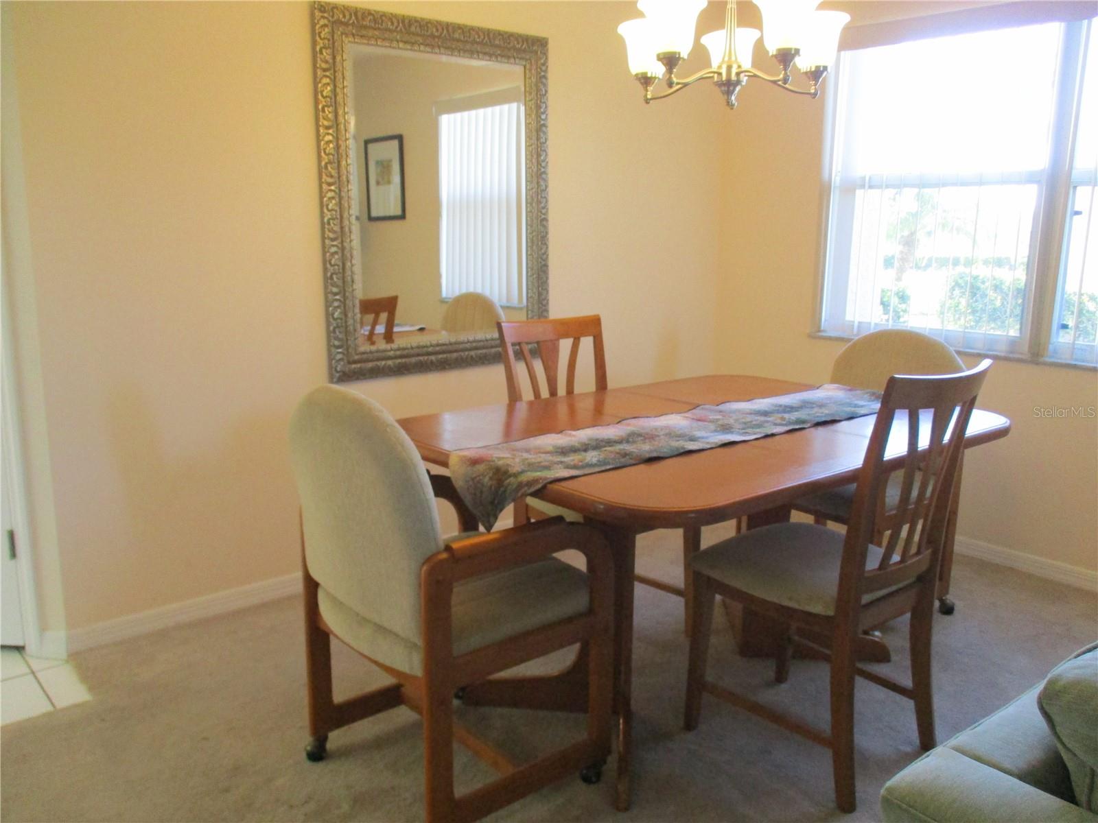 1620 Fairway Trce #a Property Photo 8