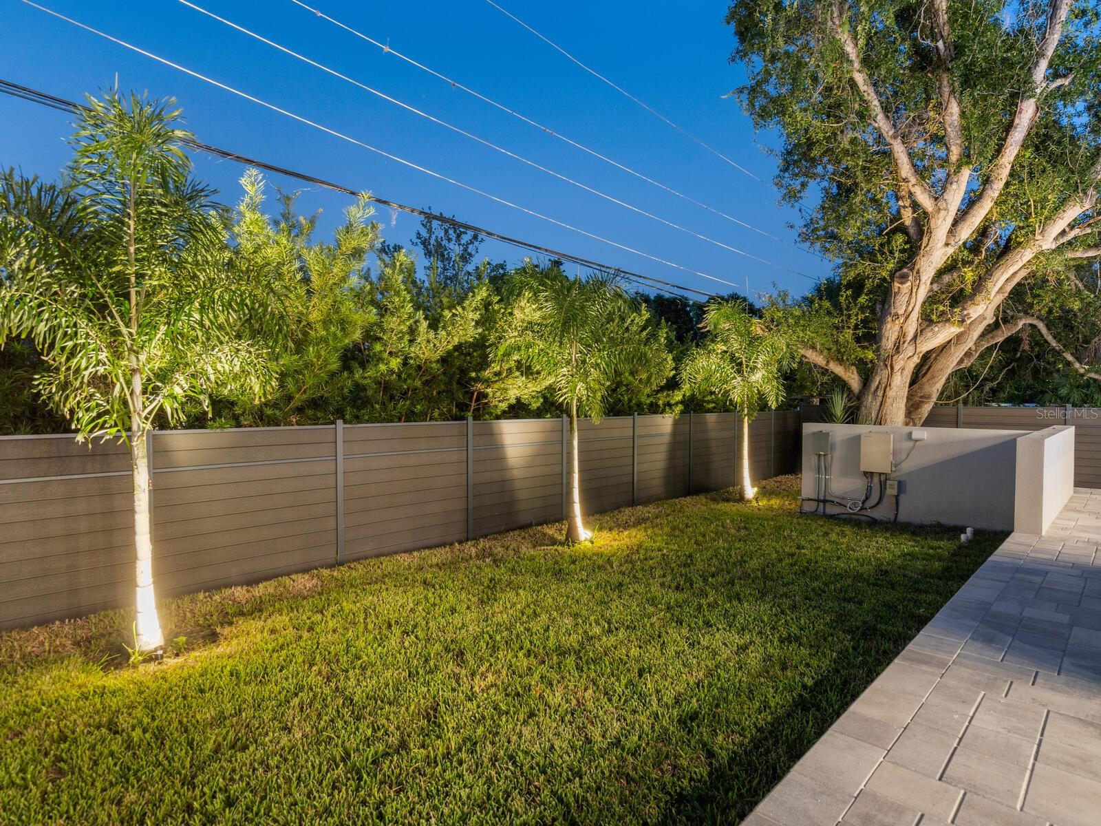 2467 Hyde Park St Property Photo 42