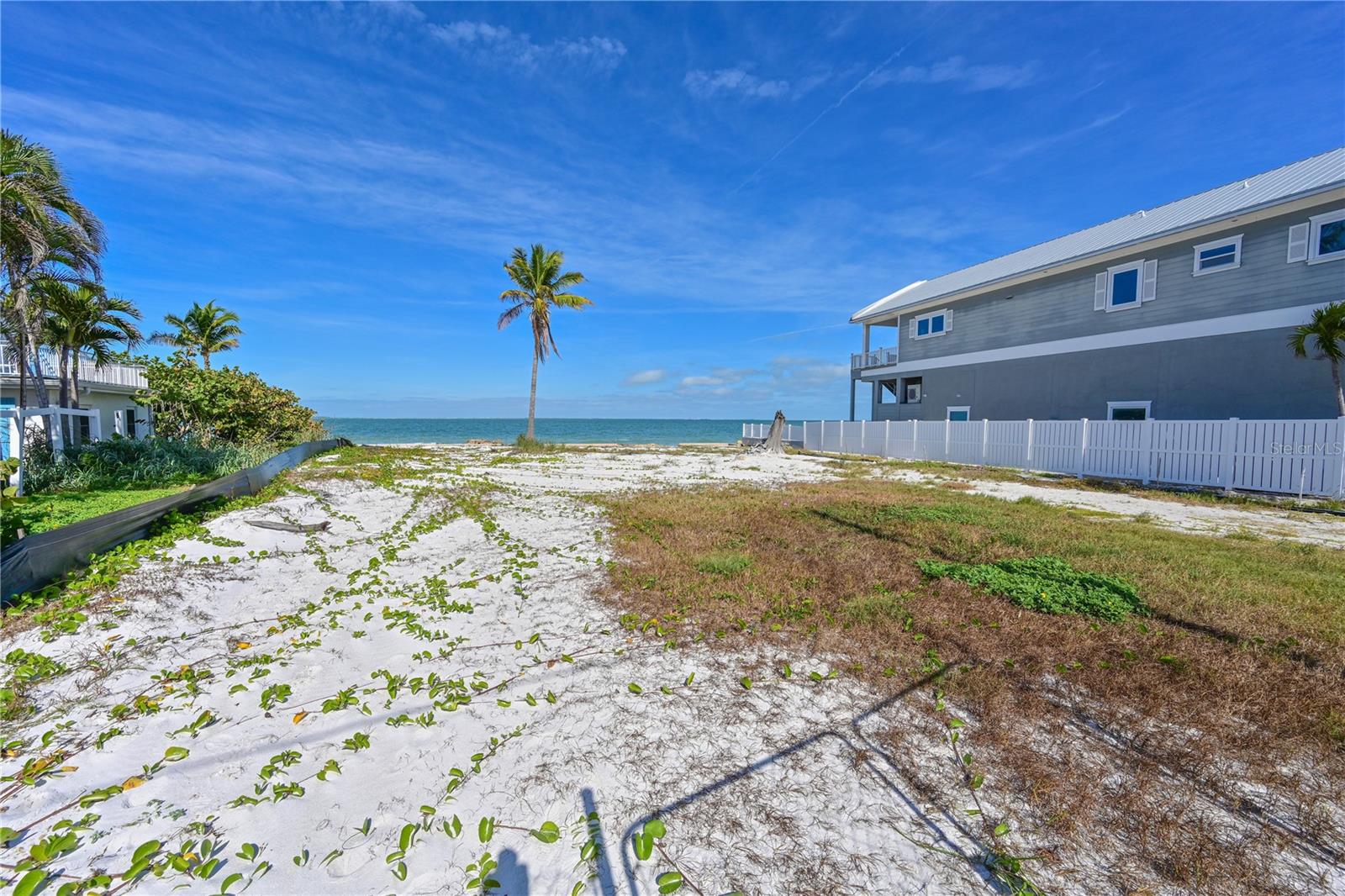 837 N Shore Dr Property Photo 14
