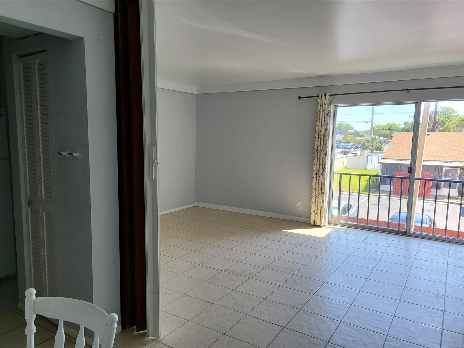 2763 Woodgate Ln #207 Property Photo 4