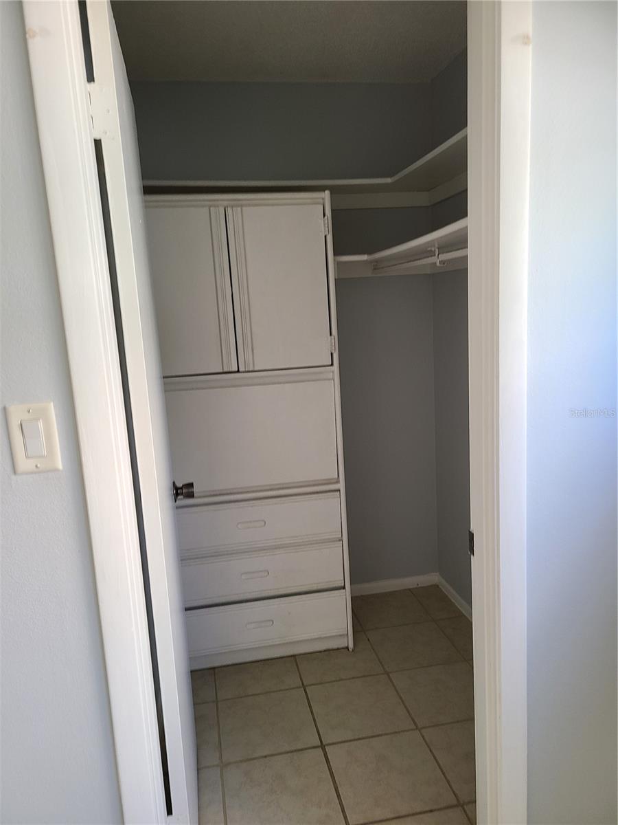 2763 Woodgate Ln #207 Property Photo 10