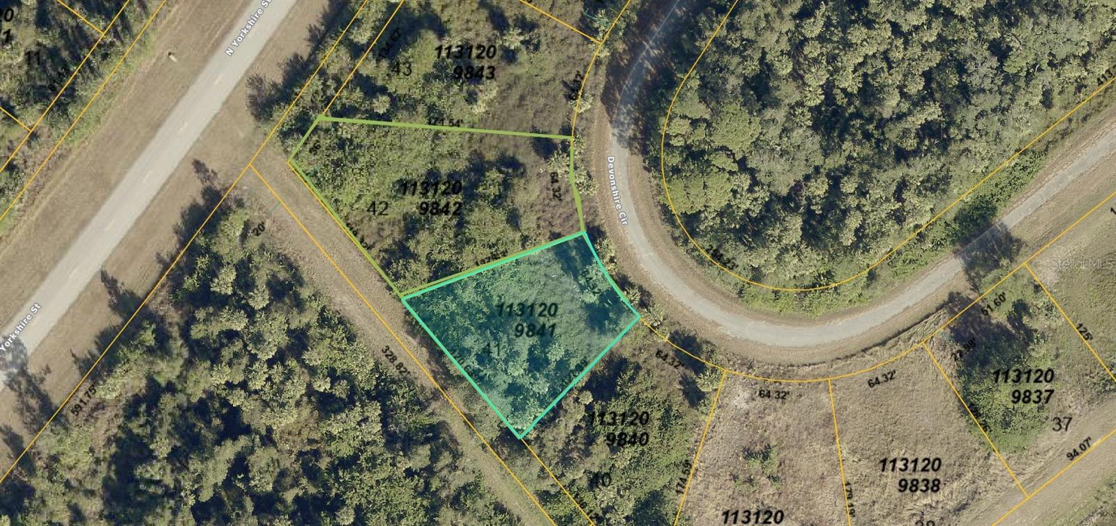 1131209841 & 1131209842 DEVONSHIRE CIR Property Photo 1