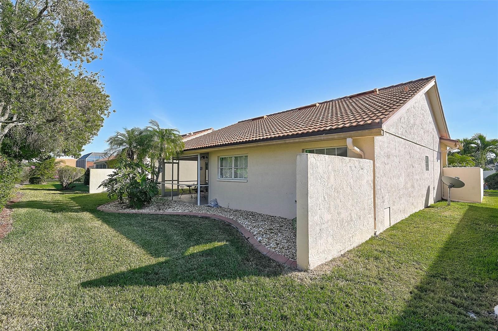 4041 Murfield Dr E Property Photo 30