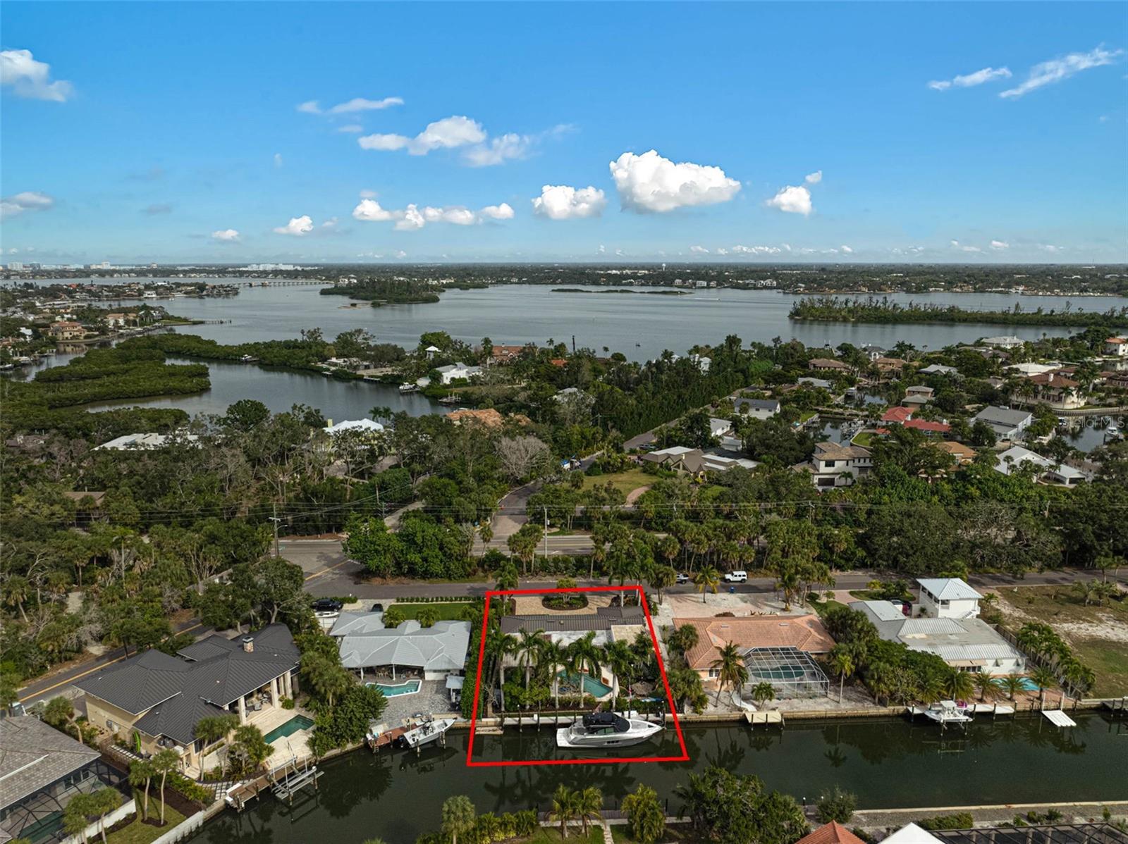 4508 Woodside Rd Property Photo 1