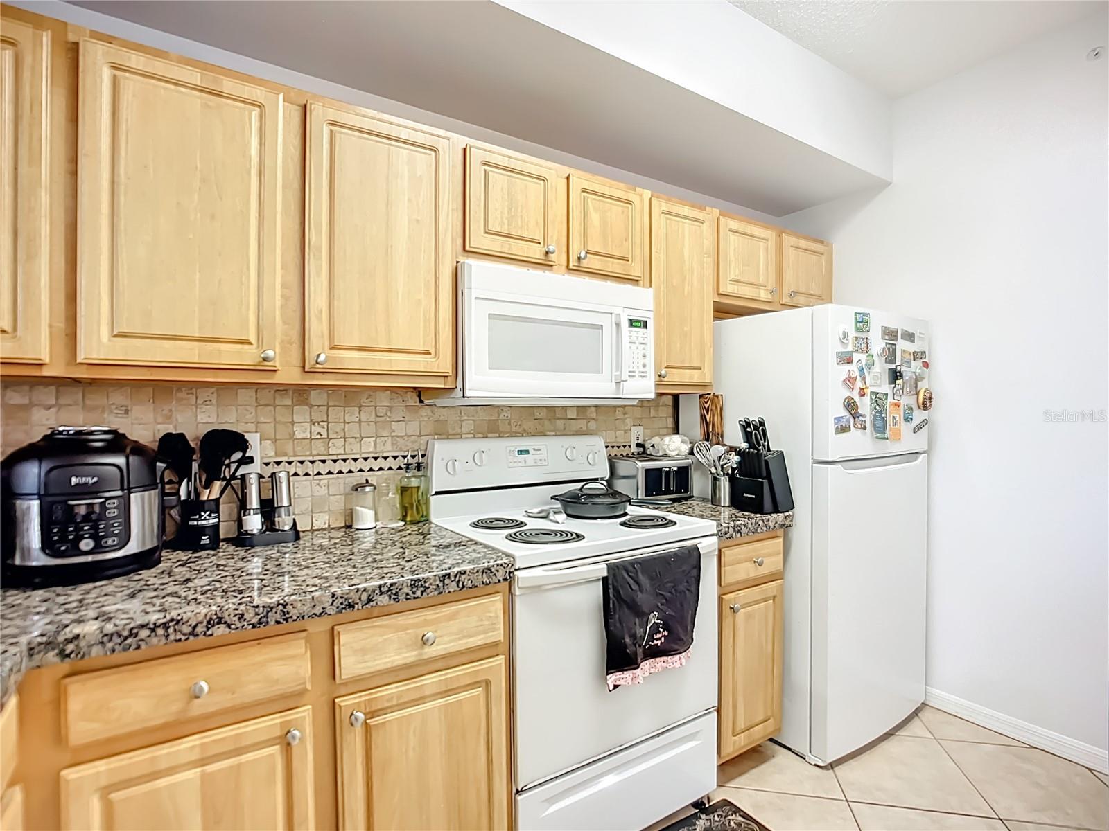 4990 Baraldi Cir #209 Property Photo 6