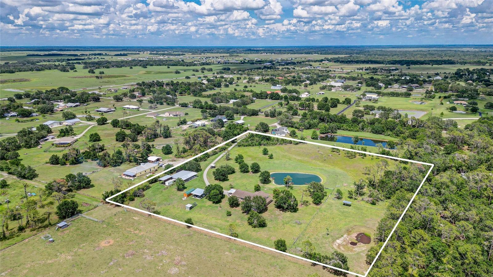 560 Oakford Rd Property Photo 1