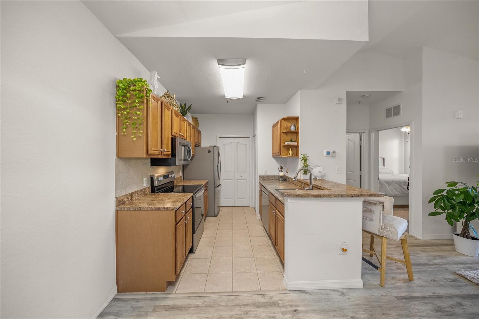 8341 38th Street Cir E #303 Property Photo 14