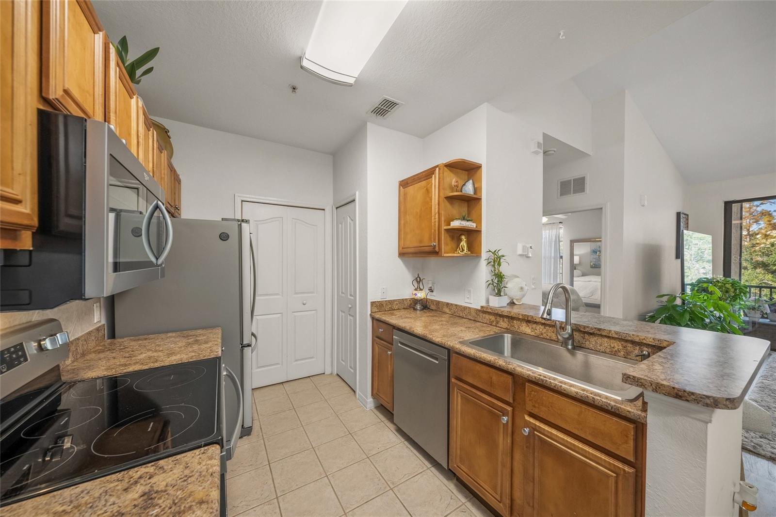 8341 38th Street Cir E #303 Property Photo 16