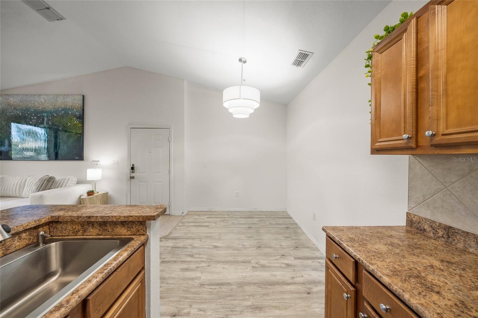 8341 38th Street Cir E #303 Property Photo 19