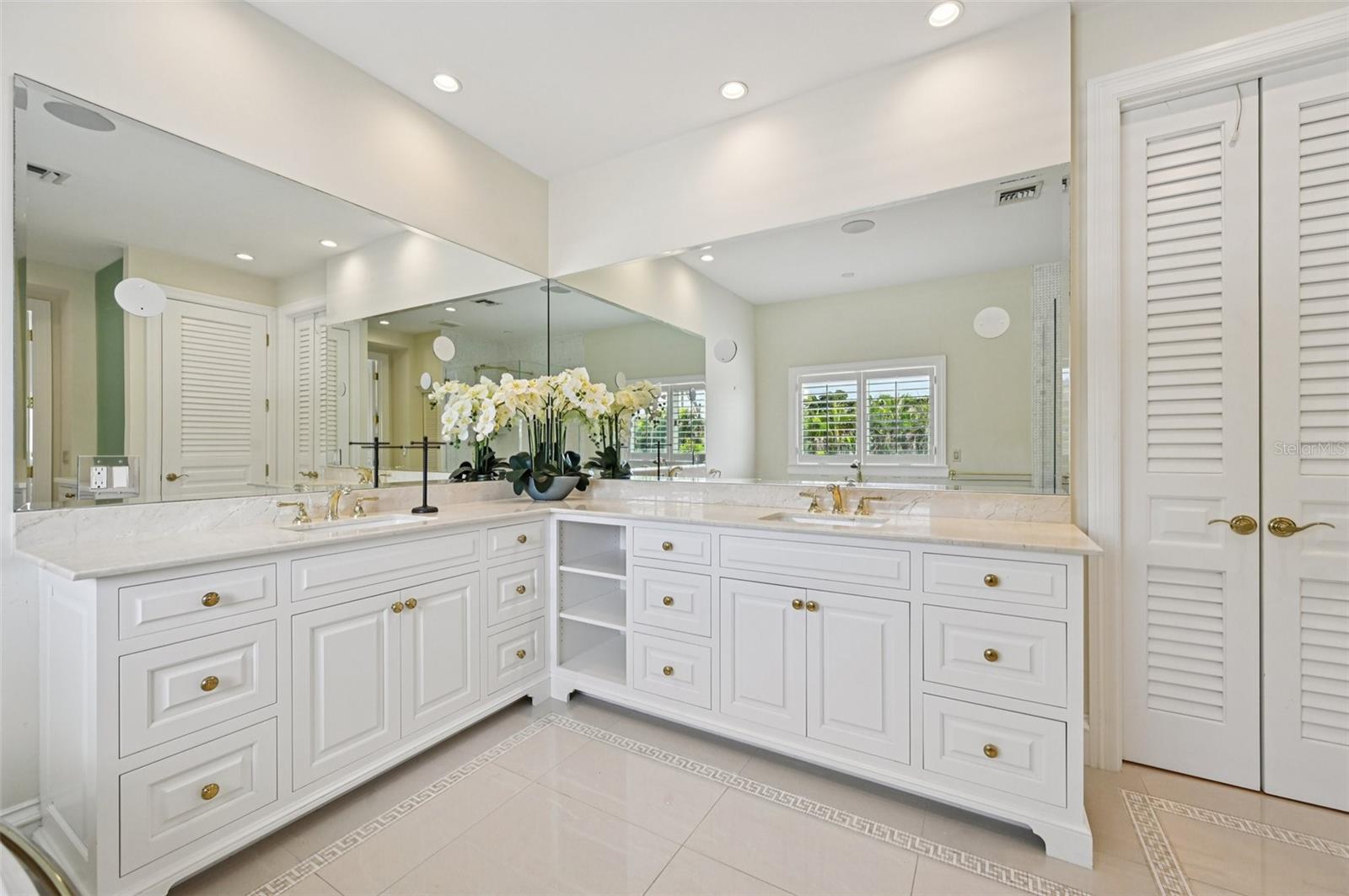1121 Morningside Pl Property Photo 12