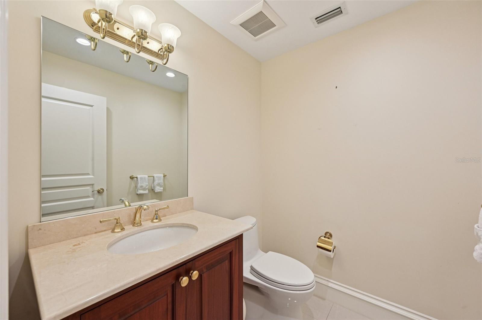 1121 Morningside Pl Property Photo 19