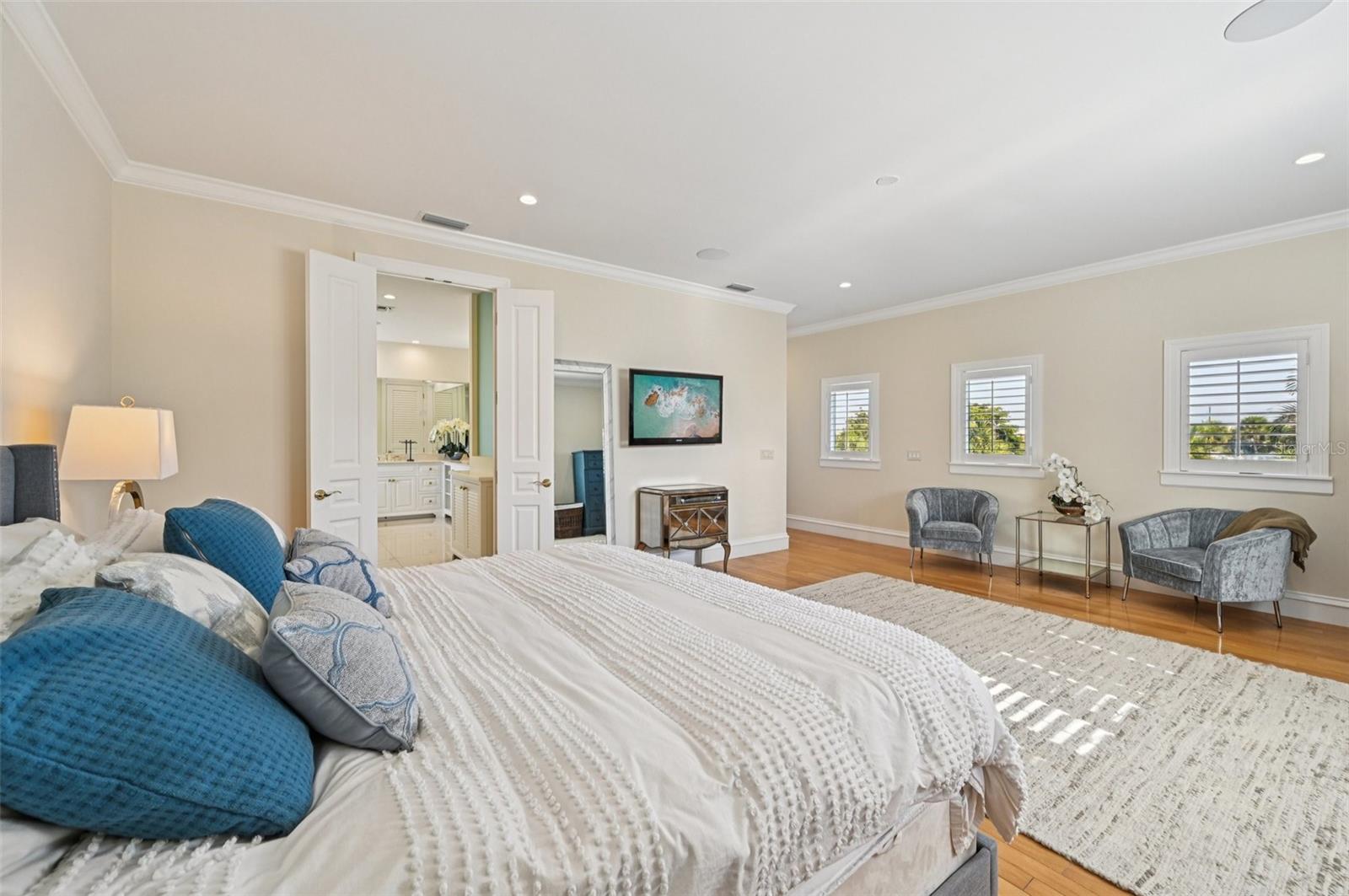 1121 Morningside Pl Property Photo 35