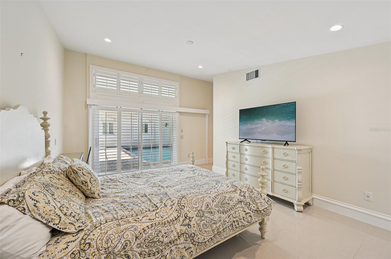 1121 Morningside Pl Property Photo 43