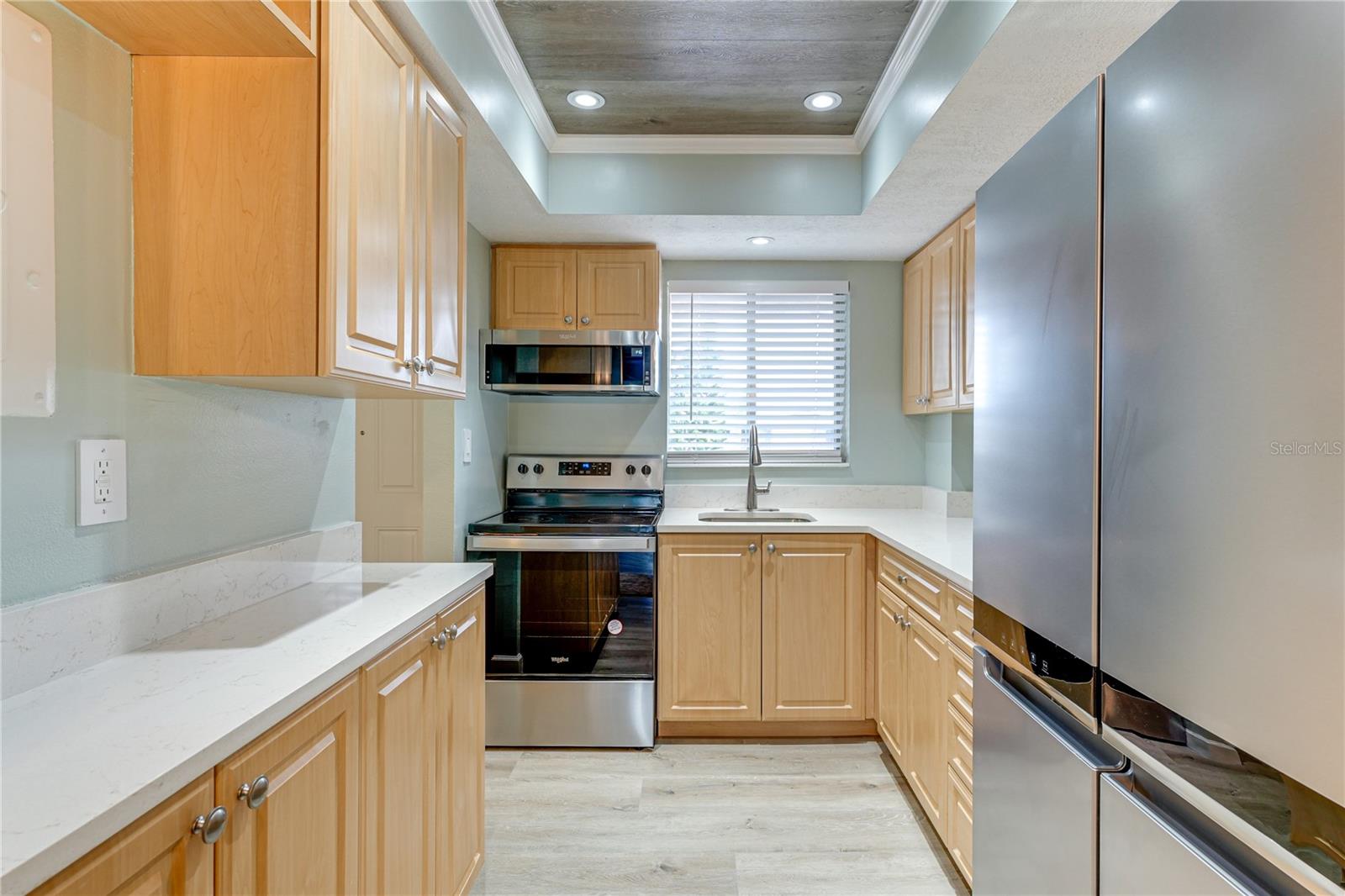 4242 Heron Way #b323 Property Photo 6