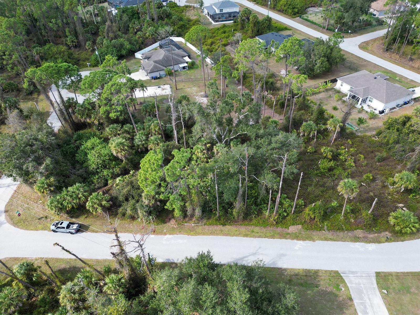 Advance St Property Photo 2