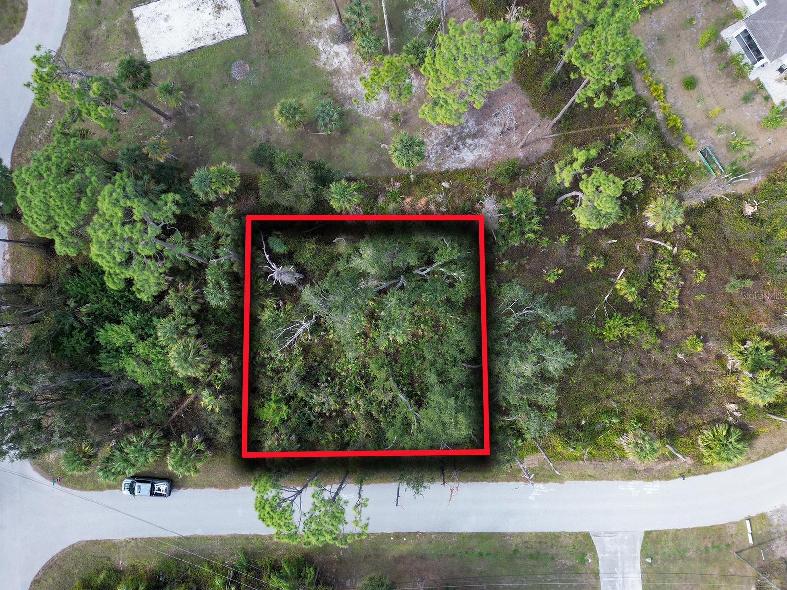 Advance St Property Photo 3