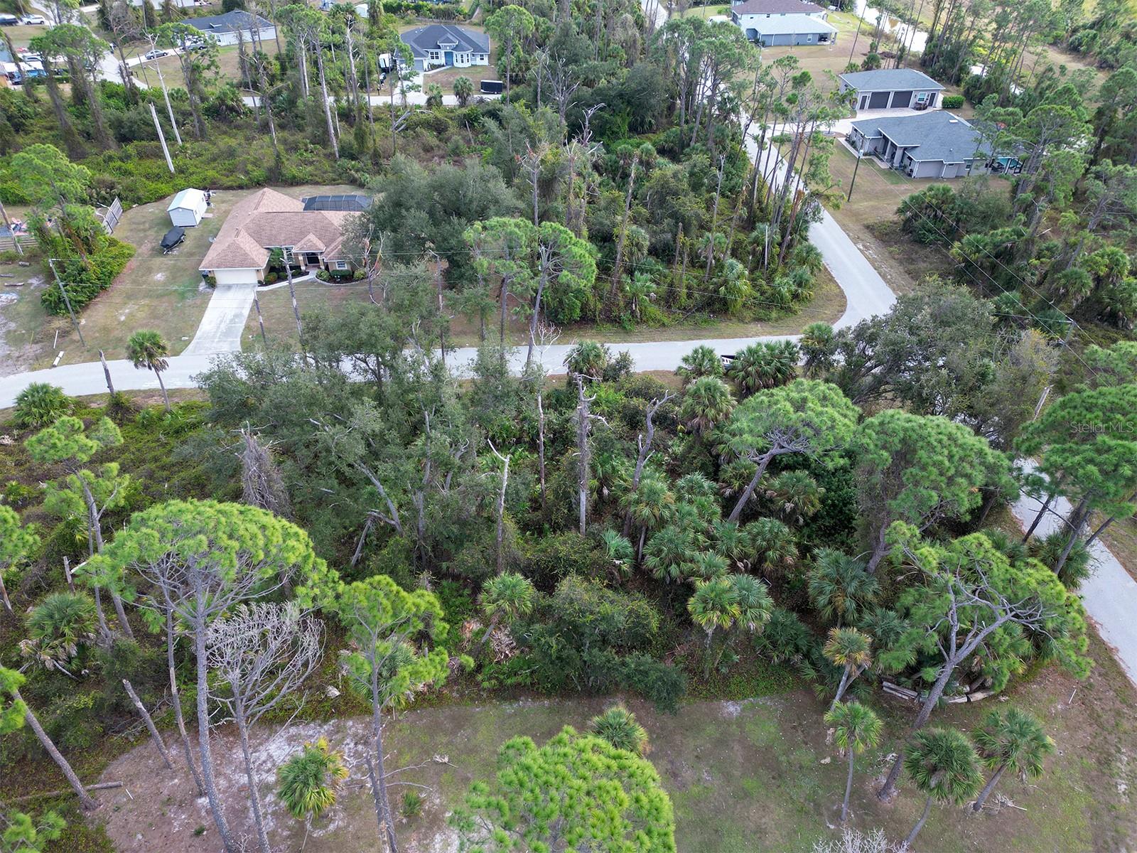 Advance St Property Photo 4