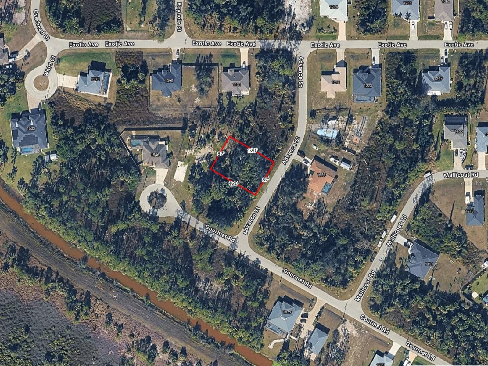 Advance St Property Photo 5