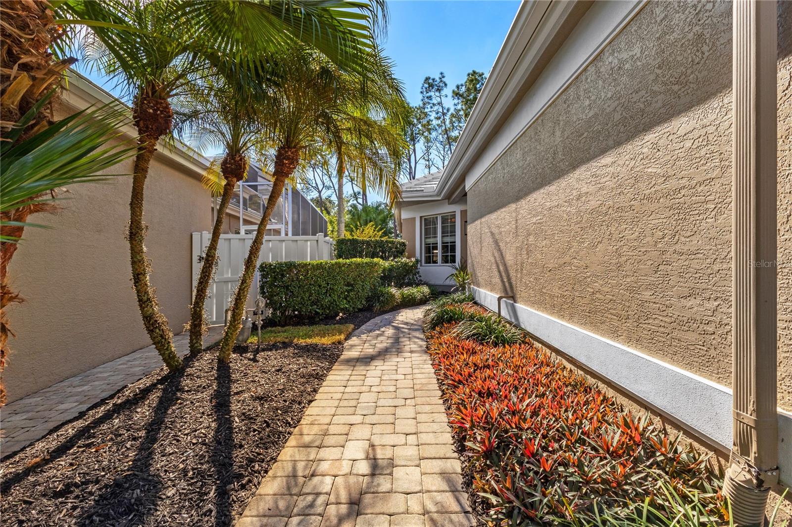 8706 53rd Ter E Property Photo 9