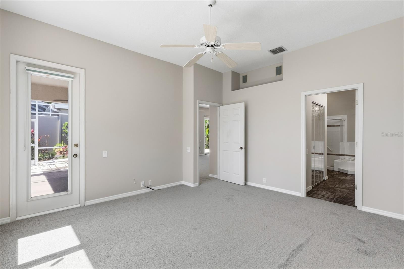 8706 53rd Ter E Property Photo 38