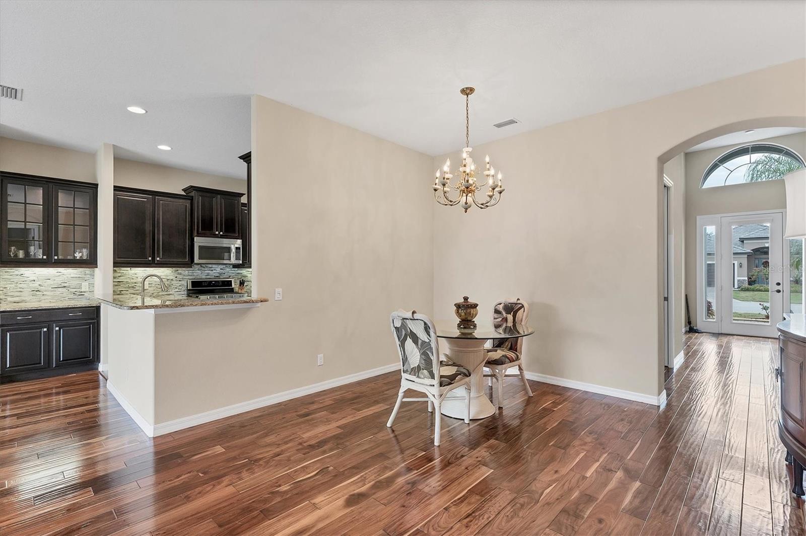 7909 Rio Bella Pl Property Photo 6