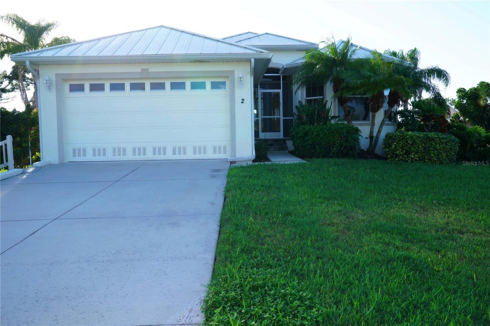 2 Windward Pl Property Photo 1