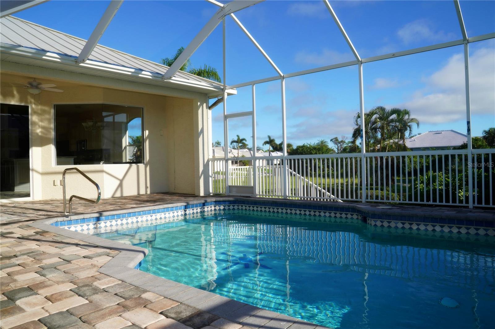2 Windward Pl Property Photo 13