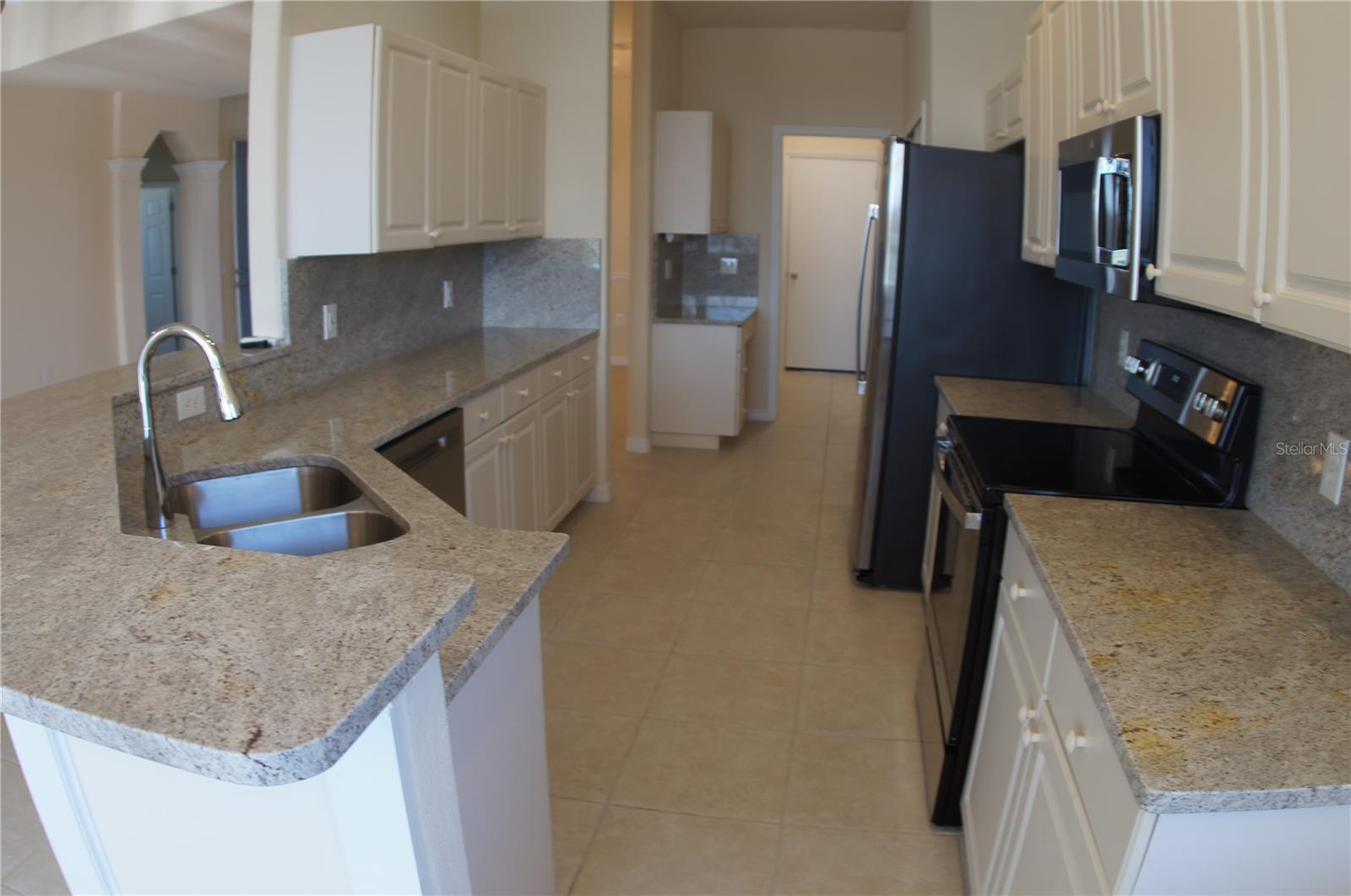 2 Windward Pl Property Photo 28