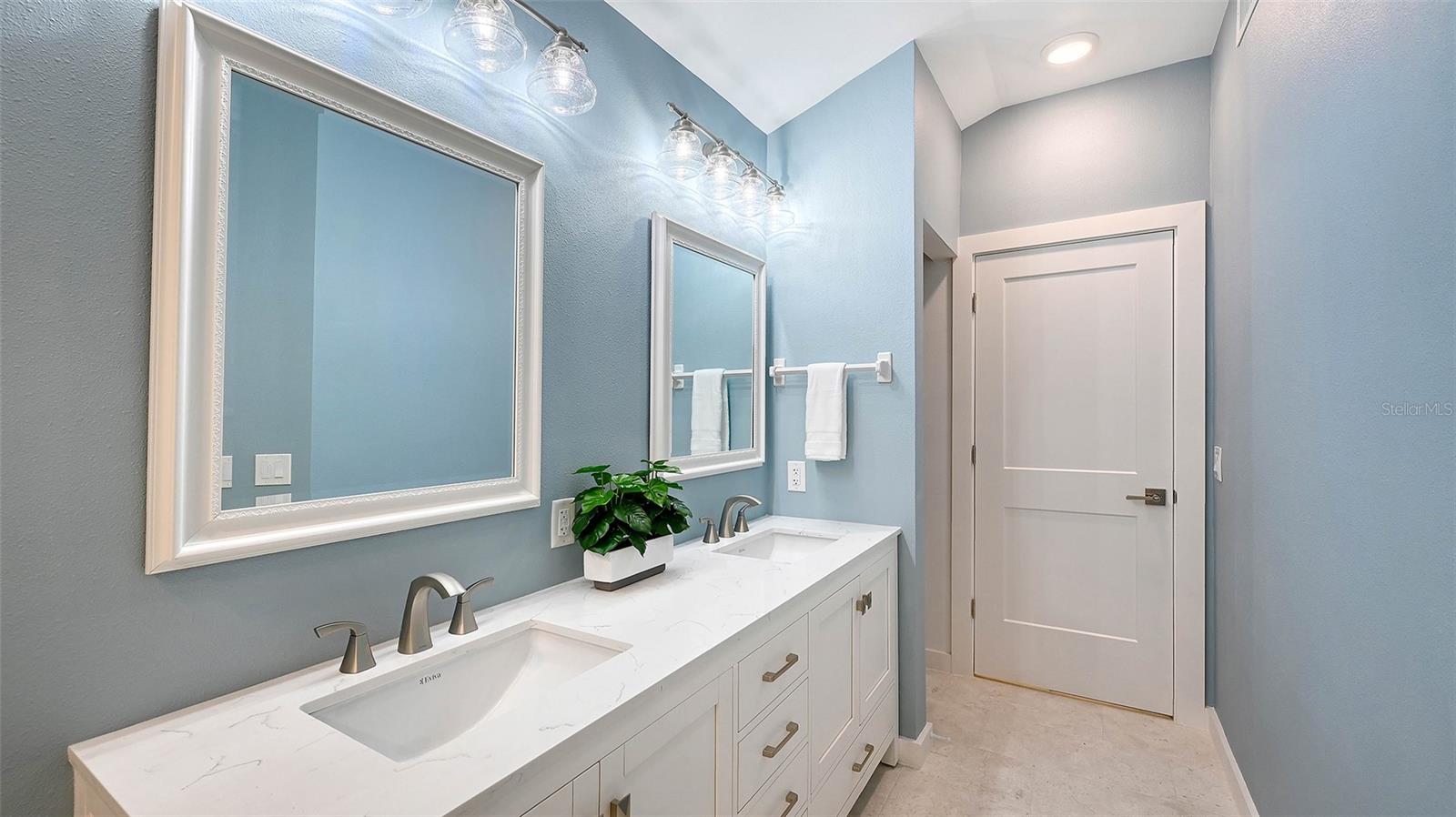 7221 Plovers Way Property Photo 32
