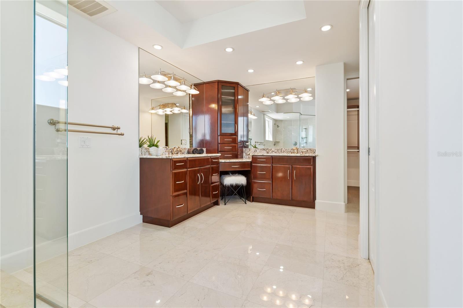 534 Beach Rd Property Photo 22