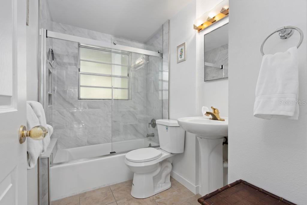 314 61st St Property Photo 31