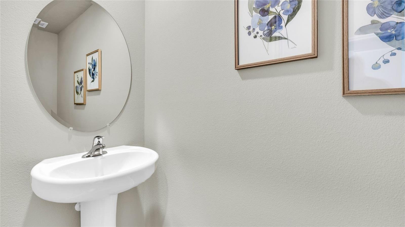 4084 Gold Dust Ln Property Photo 3