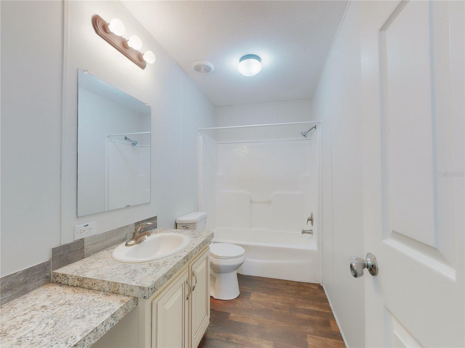 4300 Ne 175th Street Rd Property Photo 51