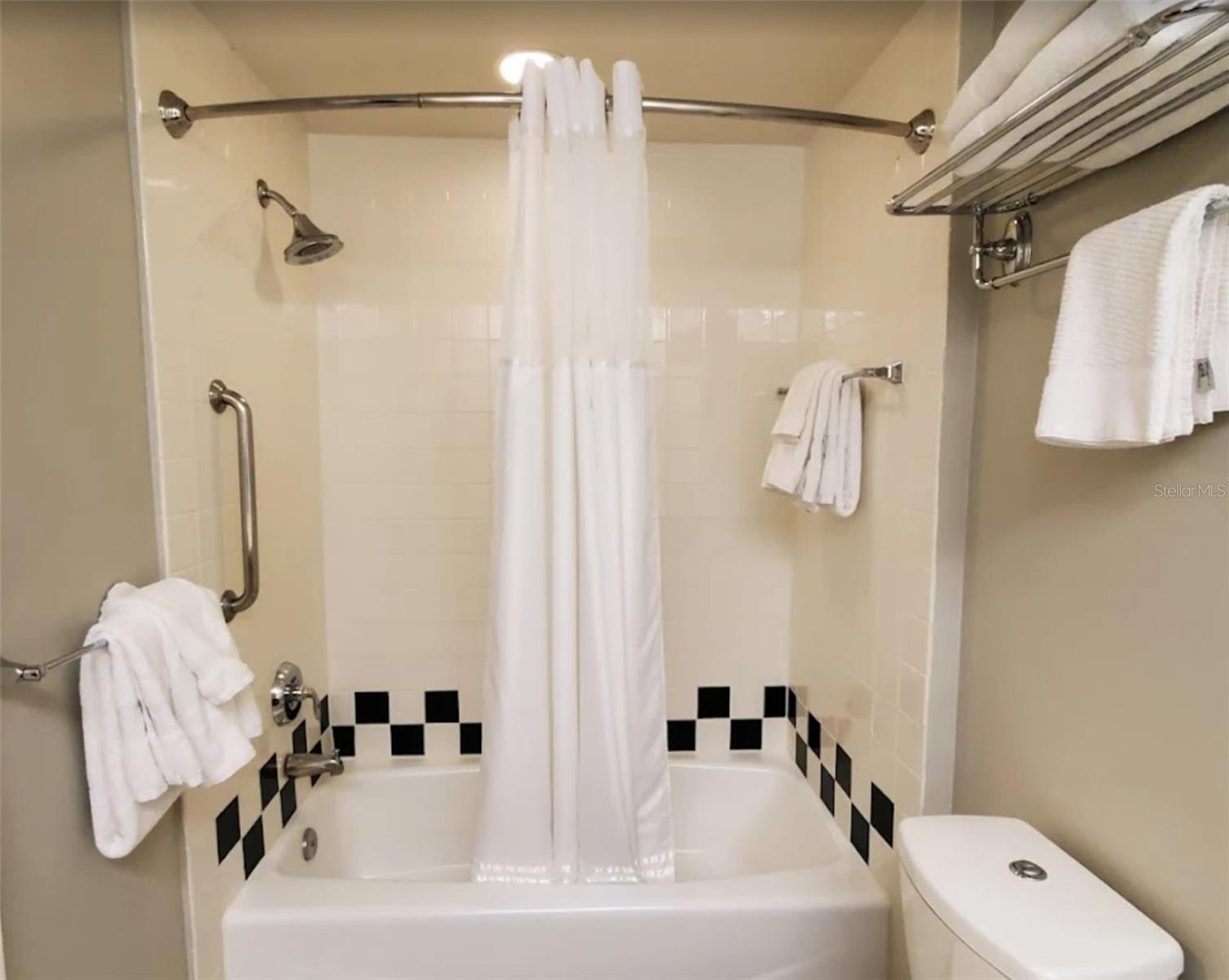 71 S Ocean Ave #8708 Property Photo 18