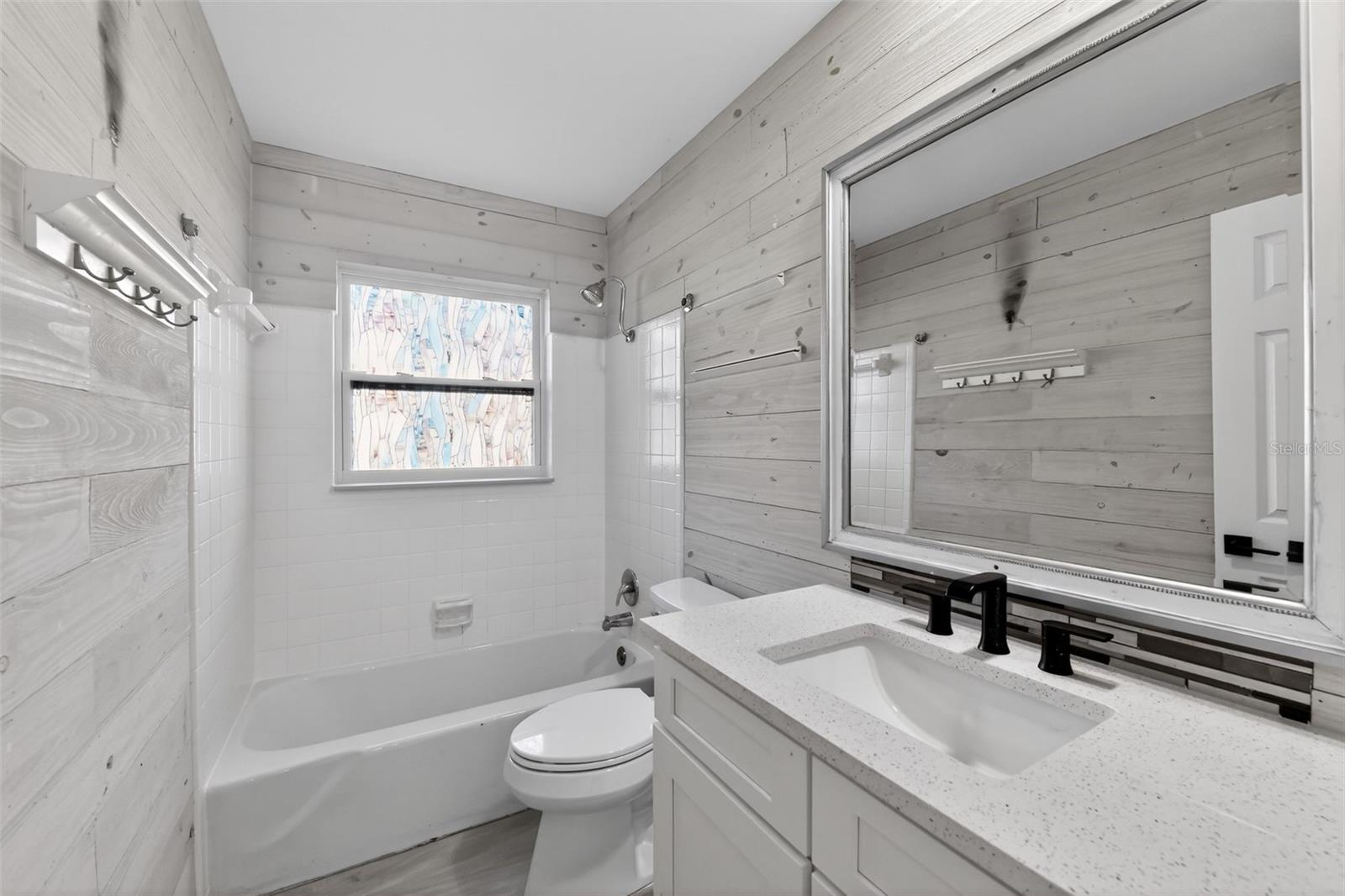 6224 7th Avenue Dr W Property Photo 14