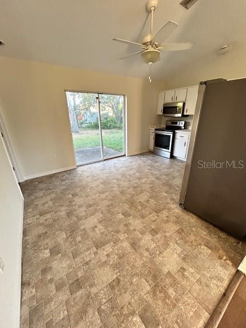 5814 Brickell Dr Property Photo 5