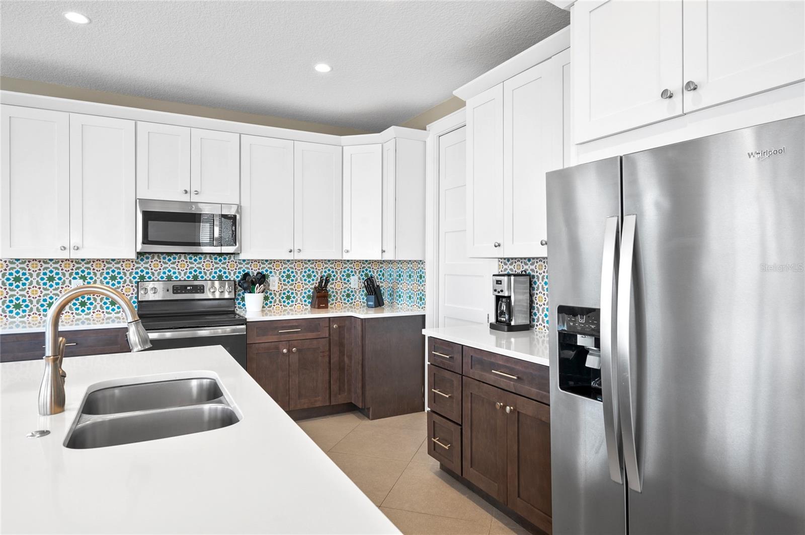 2201 Avenue C Property Photo 10