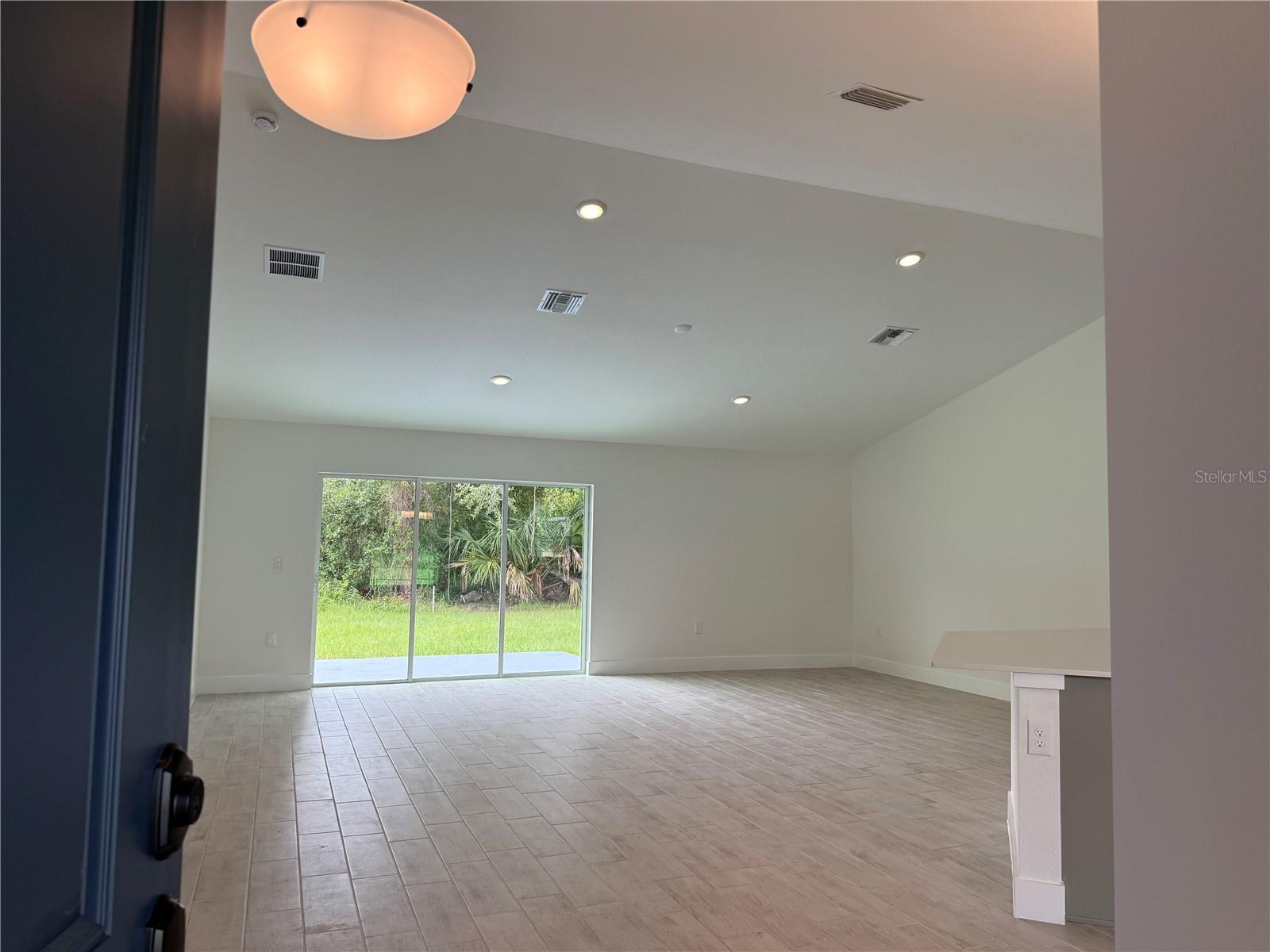 4081 Birnam Ter Property Photo 2