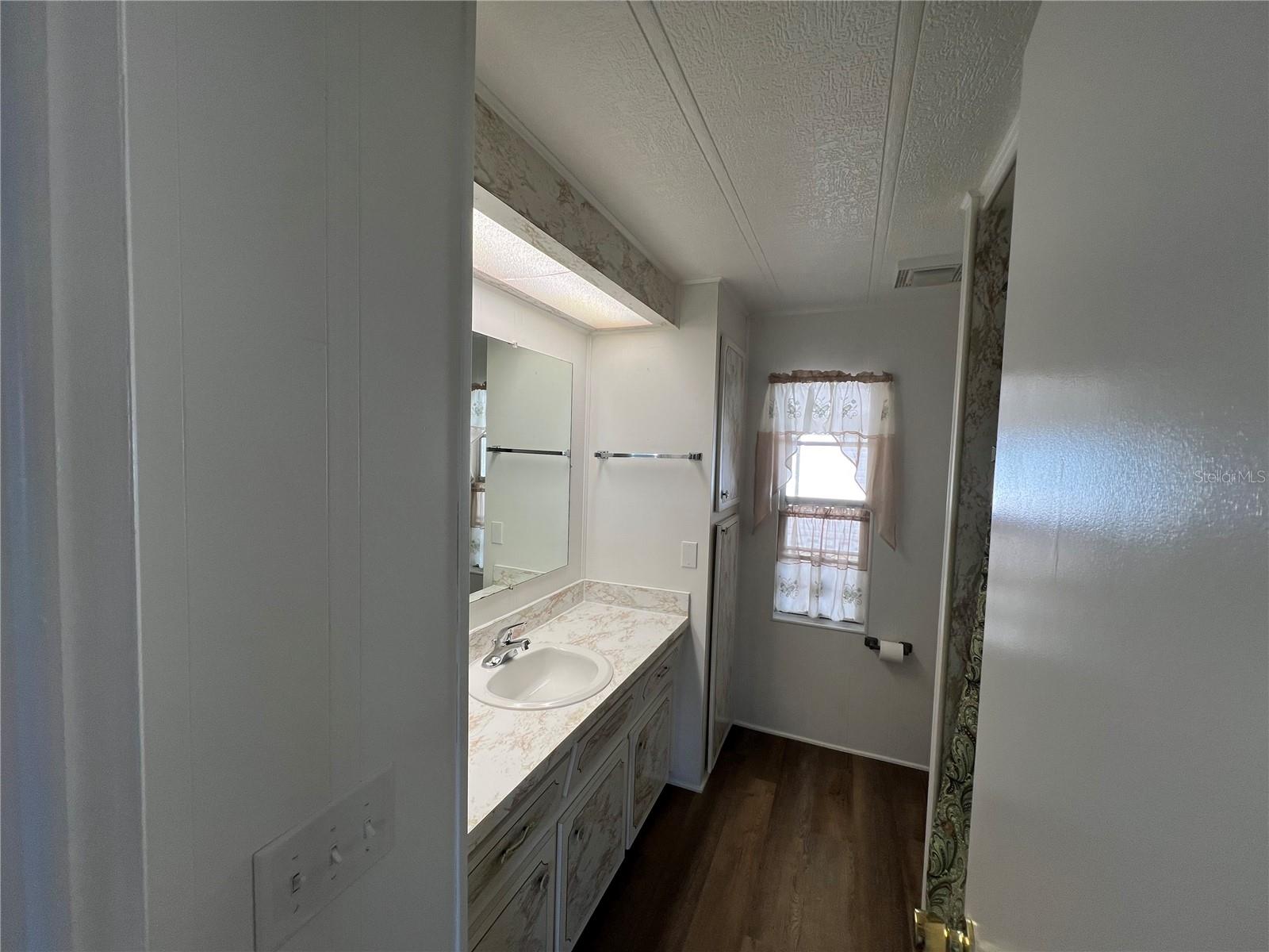 6710 36th Ave E #103 Property Photo 21