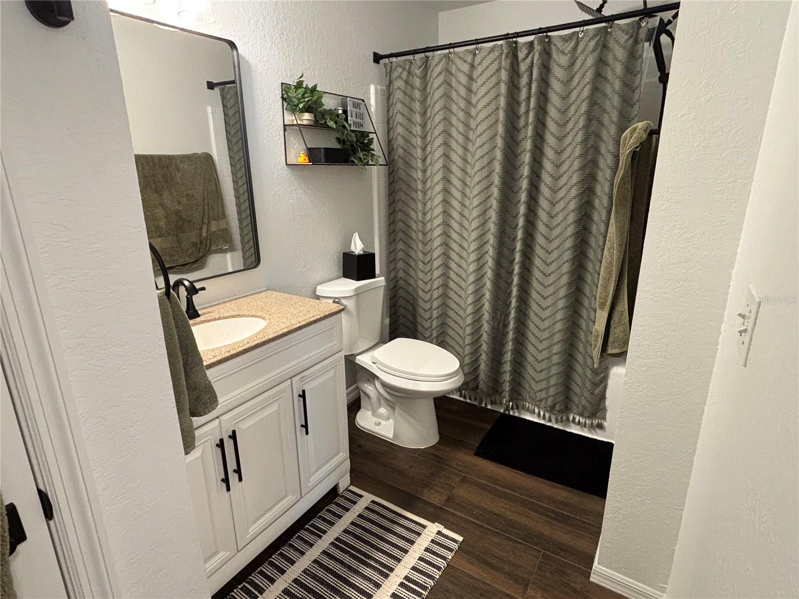 8809 Manor Loop #202 Property Photo 9