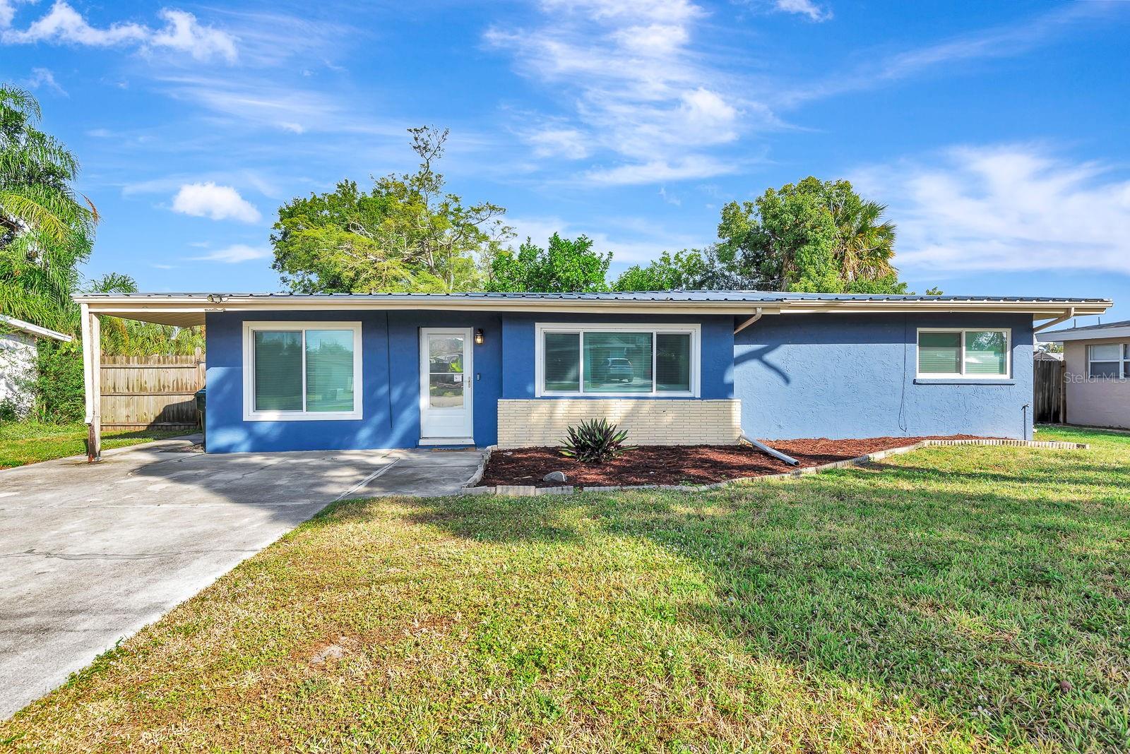 2127 Lee Ln Property Photo 1