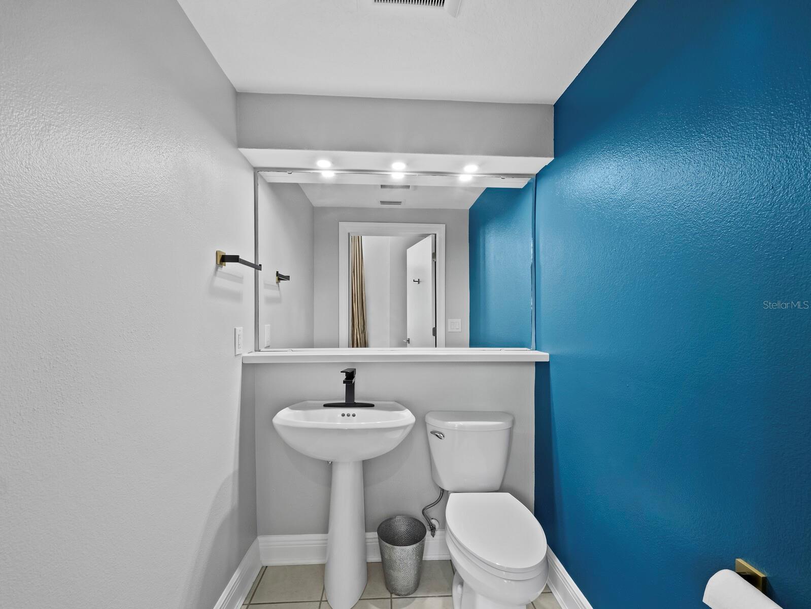 200 Cocoanut Ave #7 Property Photo 17