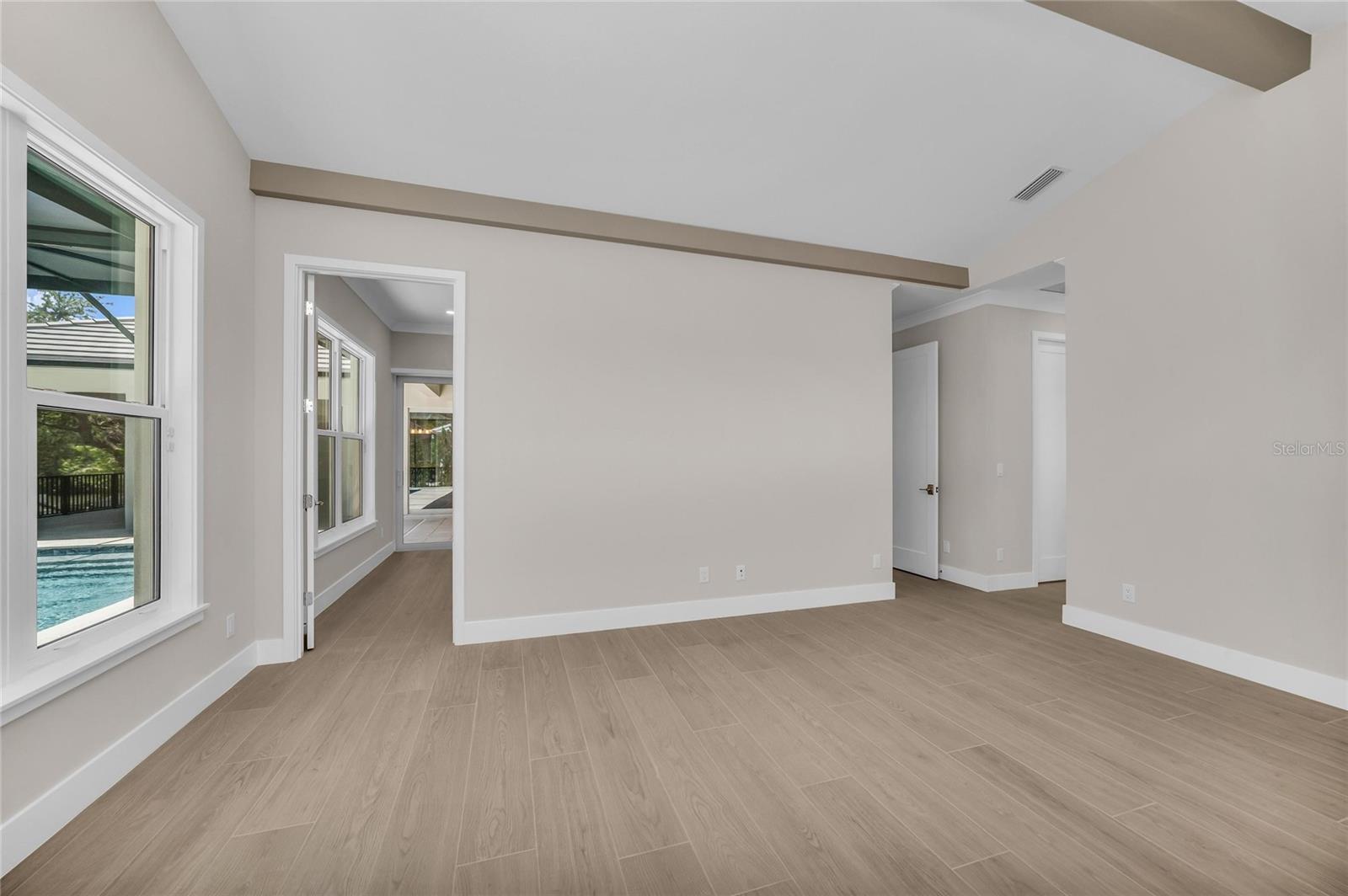 5103 Windward Ave Property Photo 33
