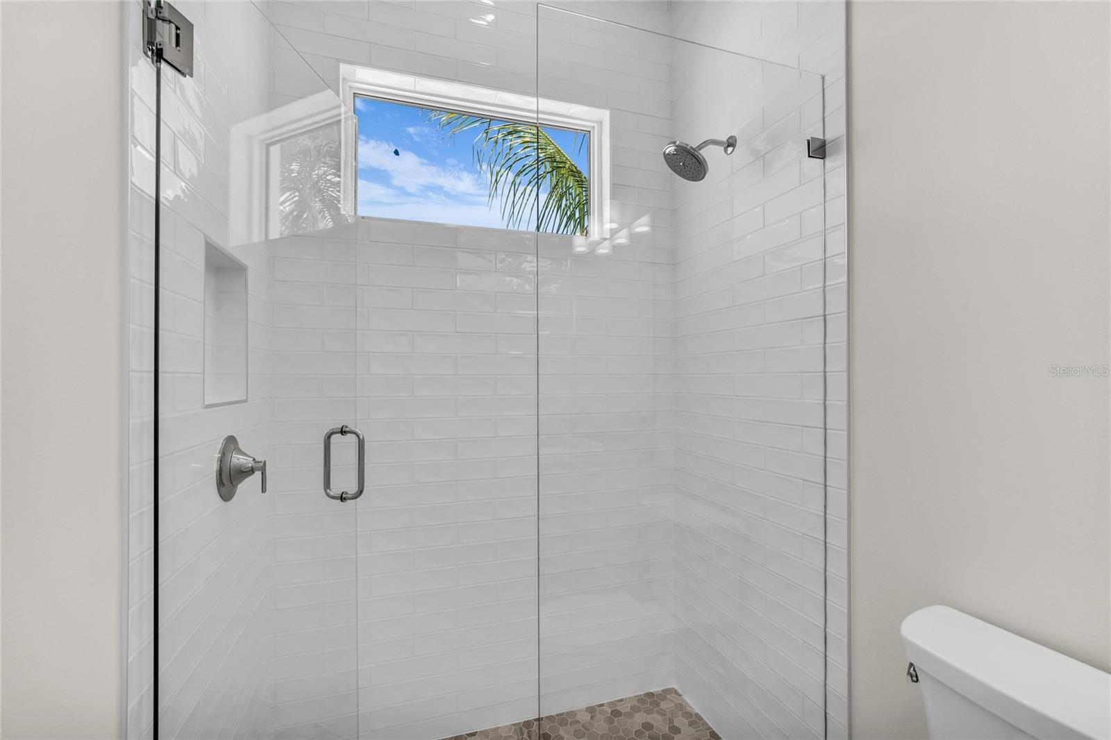 5103 Windward Ave Property Photo 53