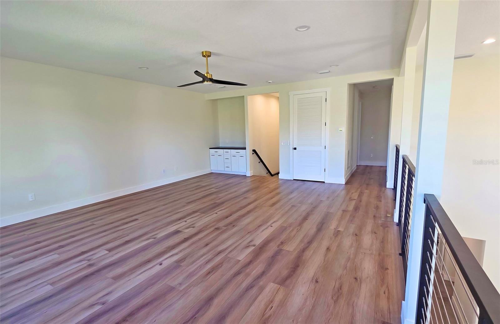 2475 Bay St Property Photo 43