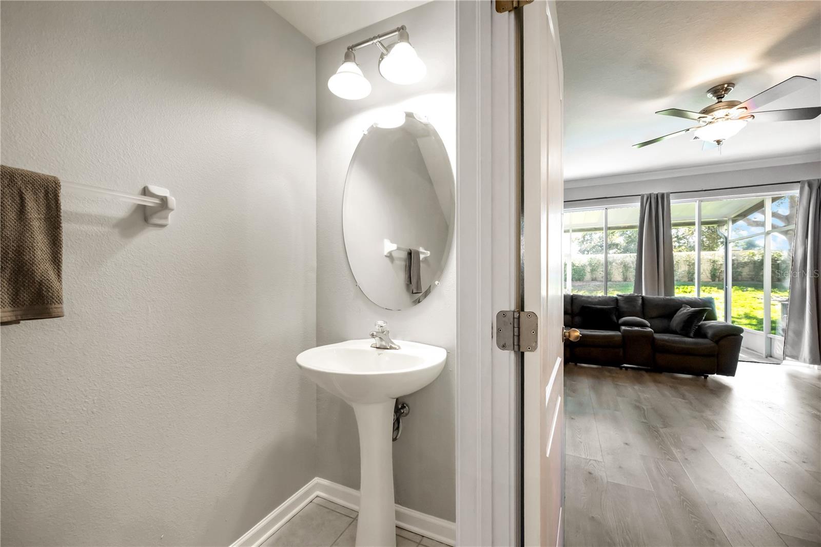 7180 83rd Dr E #6-5 Property Photo 7
