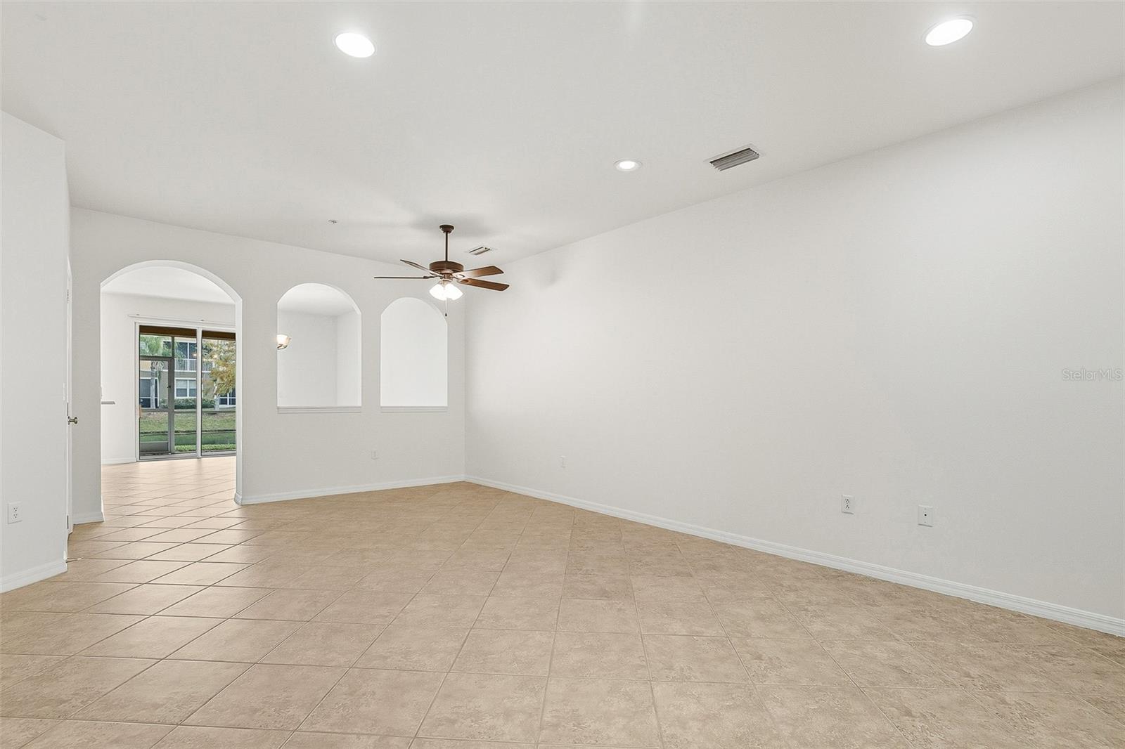 7928 Limestone Ln #19-105 Property Photo 6