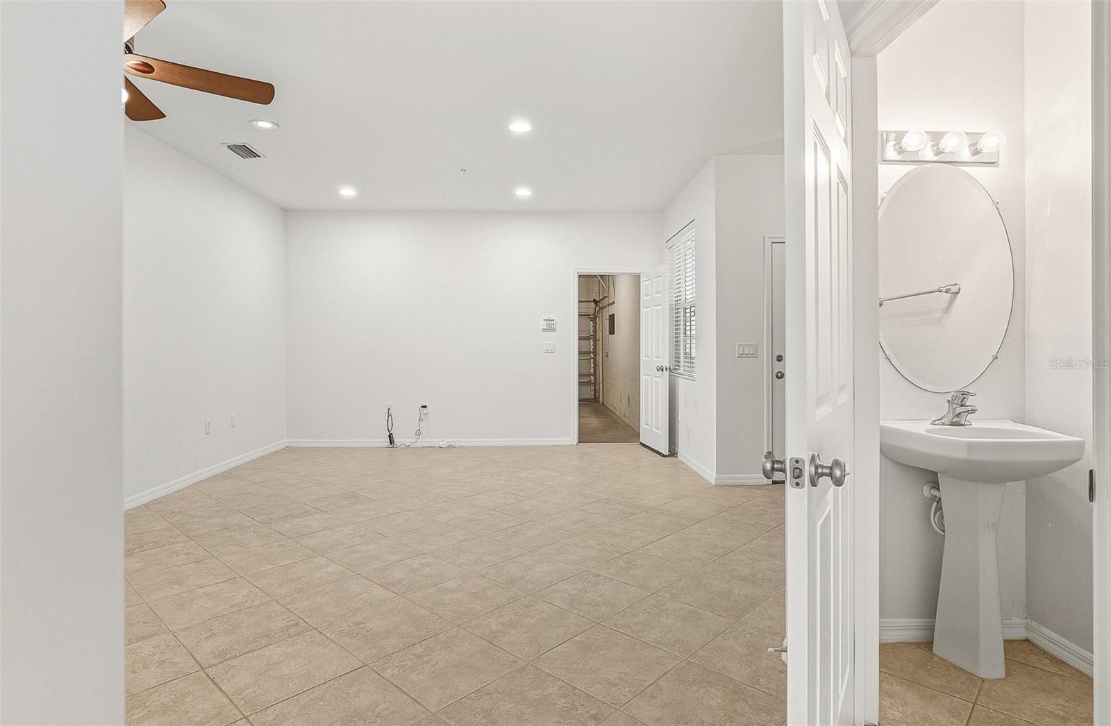 7928 Limestone Ln #19-105 Property Photo 8